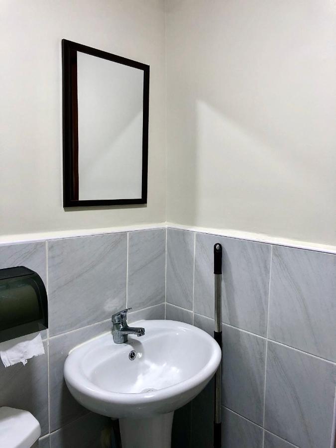 Condo W/ Balcony Near Mactan International Airport Lapu-Lapu City Buitenkant foto