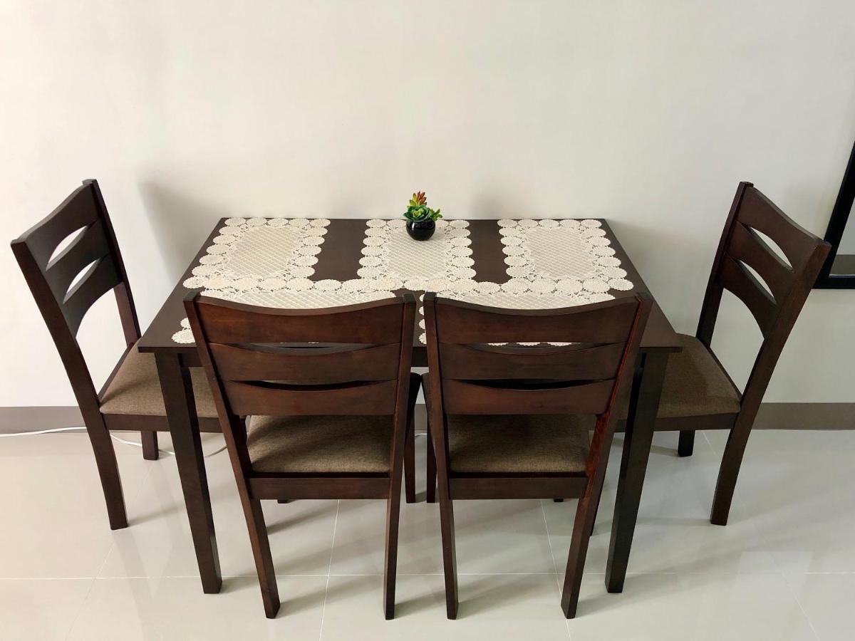 Condo W/ Balcony Near Mactan International Airport Lapu-Lapu City Buitenkant foto