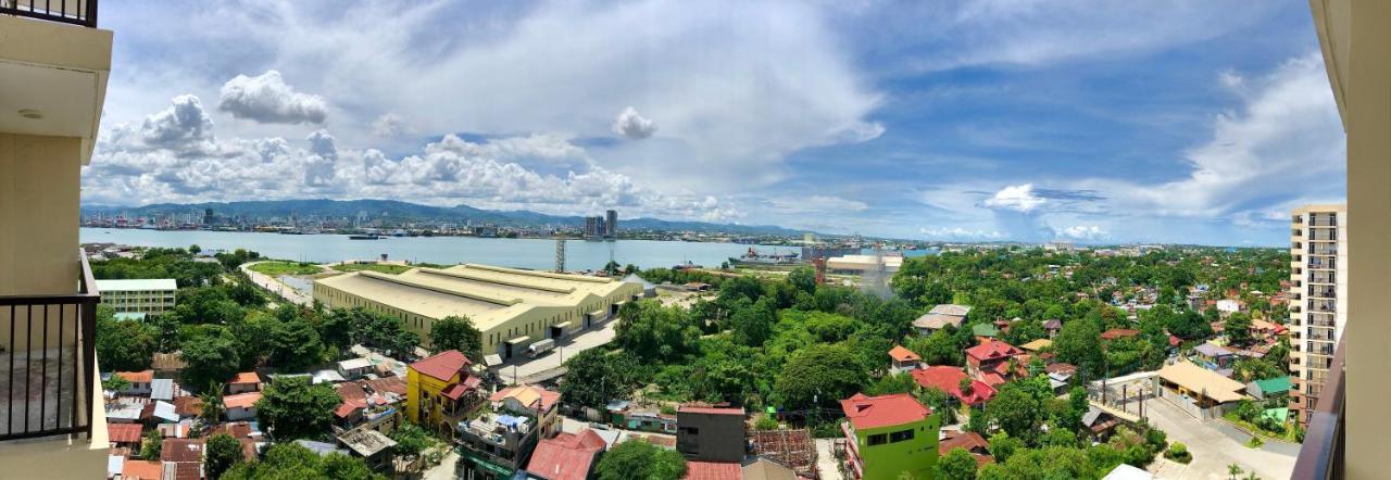 Condo W/ Balcony Near Mactan International Airport Lapu-Lapu City Buitenkant foto